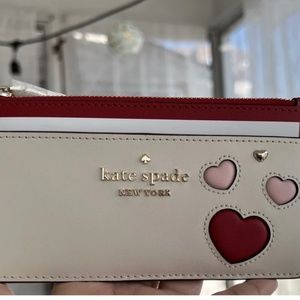 NWT Kate Spade Sweet Heart Large Slim Heart Card Holder Parchment KA612